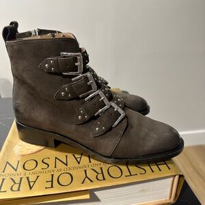 Halogen women’s soft brown leather silver buckle boots, size 7 M low heel